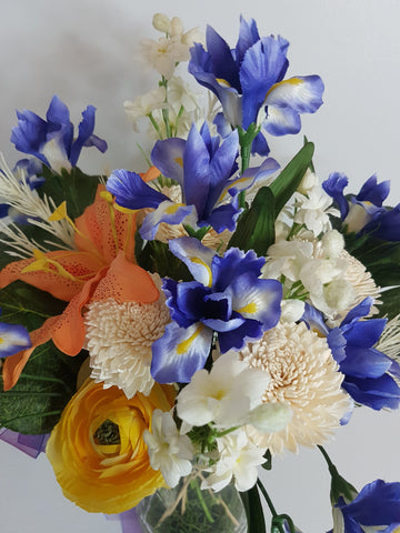 Ouvrir l'image dans le diaporama, Floral Bouquet 'Blue Iris'