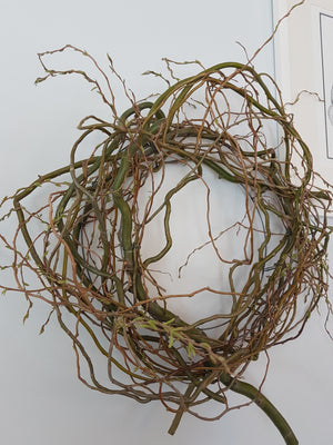 organic curly willow wreath