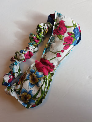 Weighted eye mask, blue and pink flowers