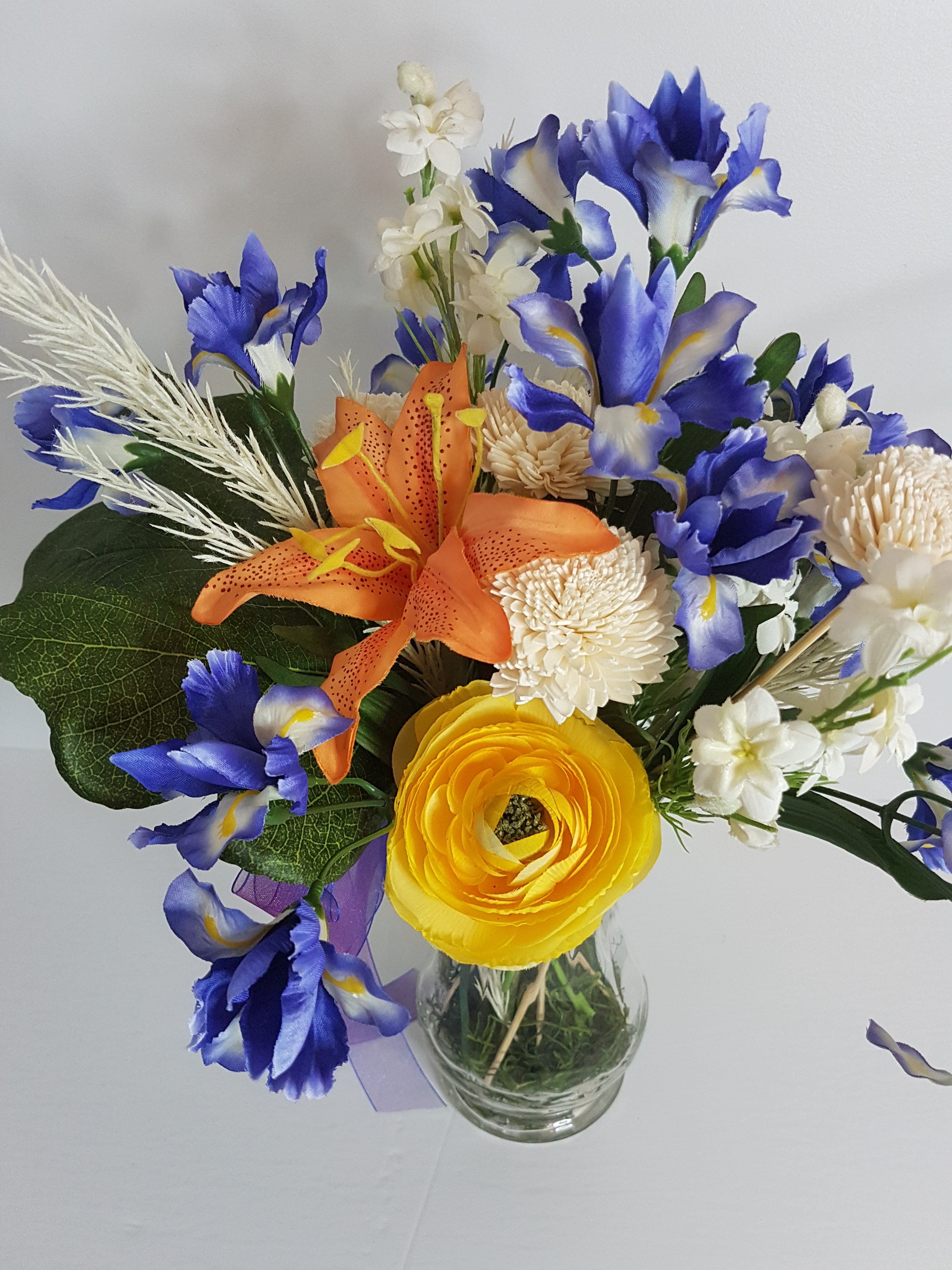 Floral Bouquet 'Blue Iris'