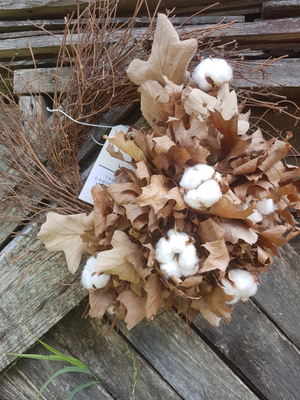 Twig wreath with dried Oak leaves